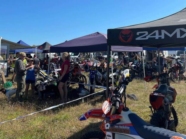 Round 3 of the Dave Barkshire 2 man enduro series. Everyone ready to race, 10th July