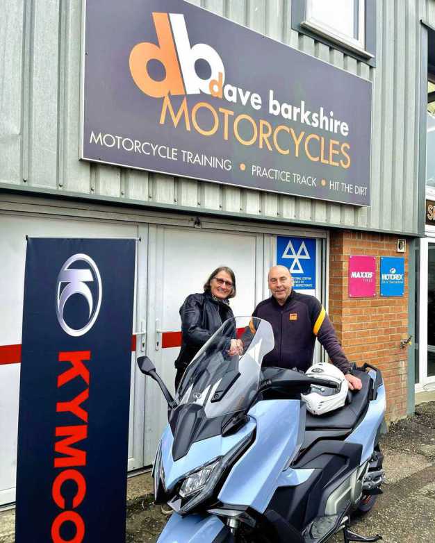 With a new brand on board, we are going in strong with a first @kymcouk AK550 premium leaving @db_motorcycles