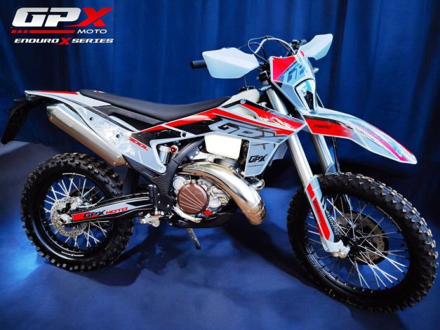 GPX TSE 300L 2-Stroke 2026 - TAKE A LOOK IN THE SHOWROOM