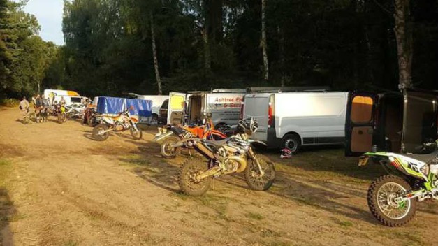 Hit the Dirt Enduro Forest Track is open this Saturday 18th October and Sunday 19th October with support from the Forestry Commission - BOOK NOW