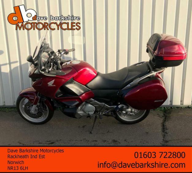 Honda NT 700 VA-8 Deauville 2008